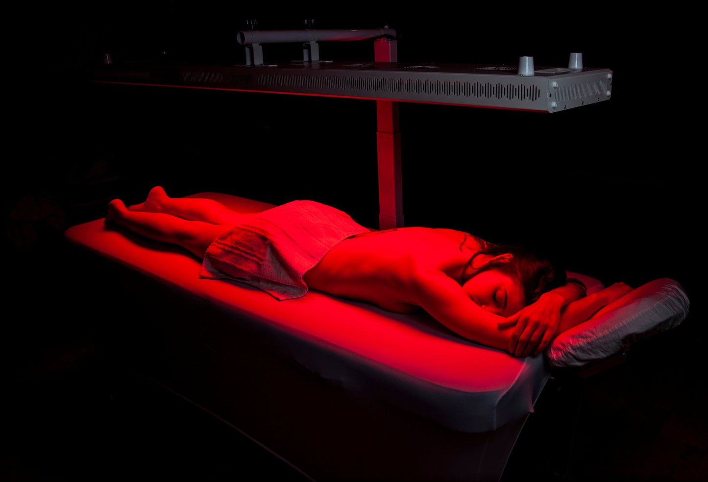 Unlocking the secret to Dermatitis: 6 Surprising ways red light therapy can transform your skin! - Rouge Care