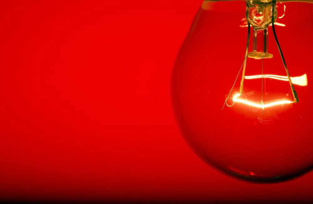 What You Need to Know About Red Light Therapy Bulbs: Is All Red Light Created Equal? - Rouge Care